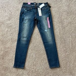 Denizen from Levi's Juniors Low-Rise Jegging Jeans Size 13
